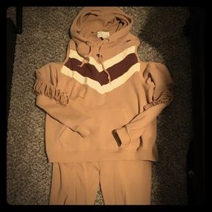 Women’s Sweatsuit/Jogger SO CUTE! Size Small